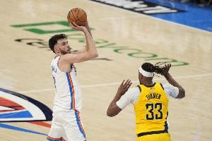 戴格诺特：切特不仅体型保持很好 打球渴望感敏锐度也都极强