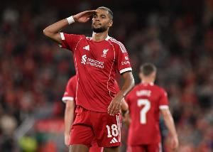 运气欠佳!加克波本赛季9轮英超3球2助攻,3次中框均是对阵曼联