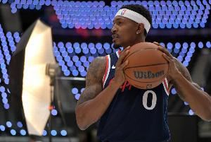 解说:以保罗比尔博格丹状态 快船想让卡登减少消耗够呛能实现