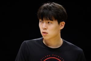 很气😡徐静雨：杨瀚森你如果不吃肥将近20斤 现在就有你的机会