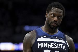 身手全能!兰德尔半场8中5拿到16分5板5助 正负值+7