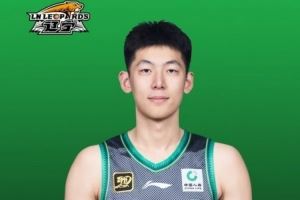 全运会男篮U22以下组1/4决赛辽宁不敌上海 张陈治锋27分23板5帽